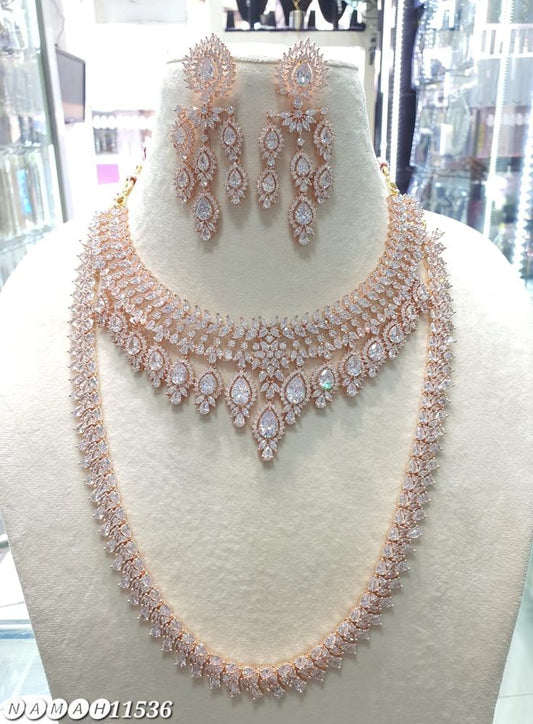 Loop & Line Necklace Set