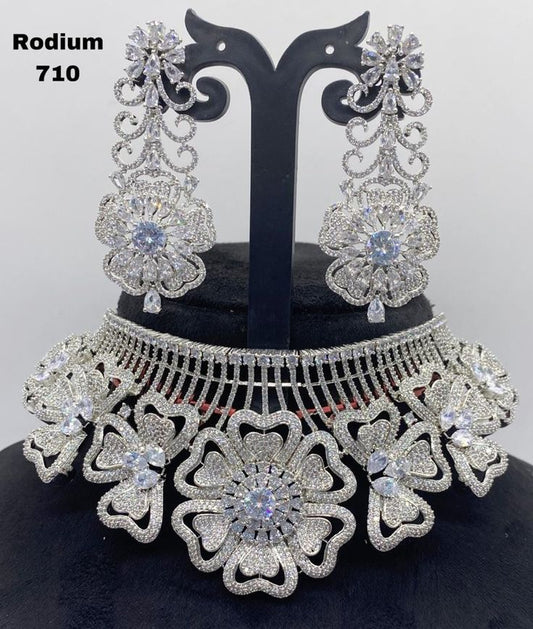 Ello Neckwear Necklace Set